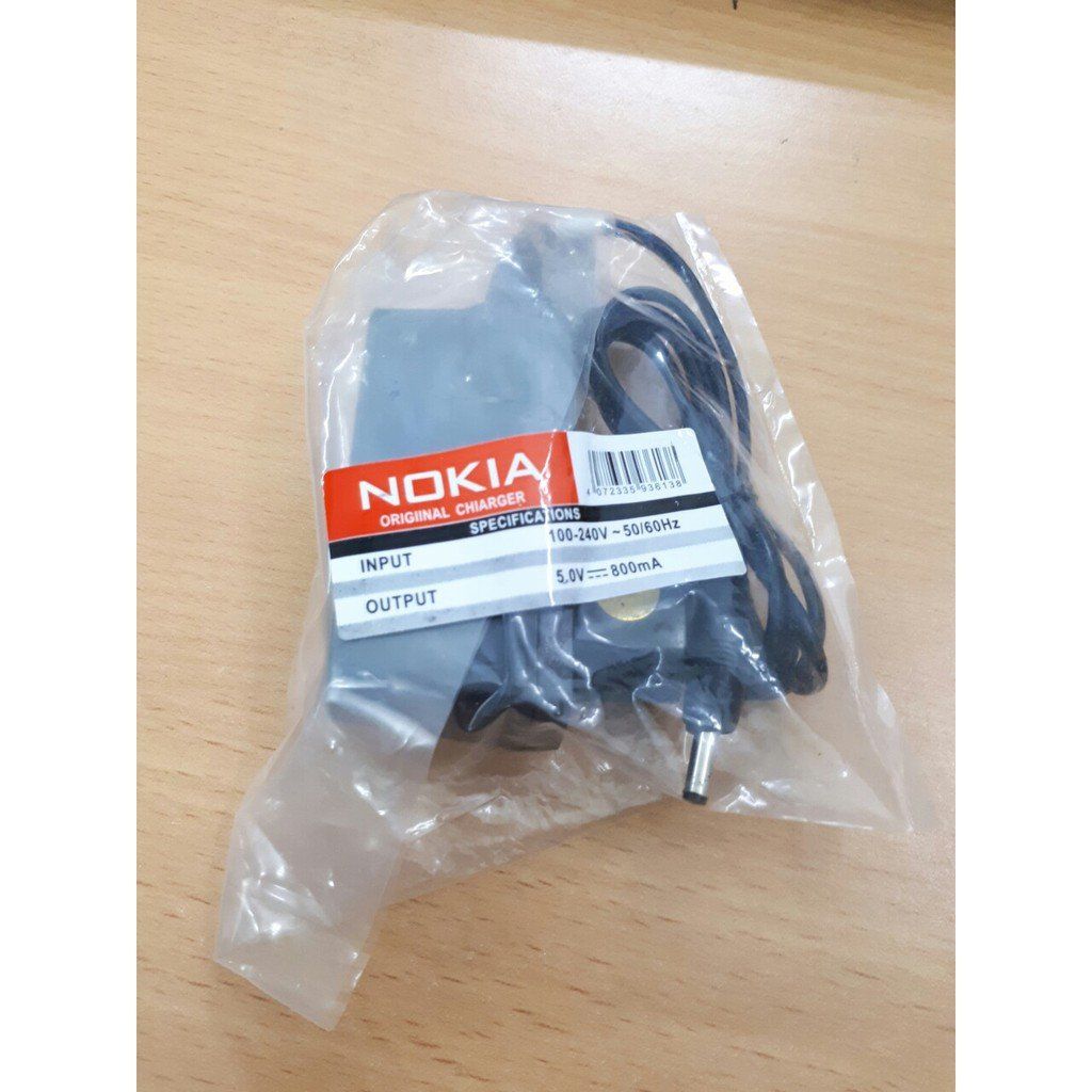 Sạc chân kim Nokia AC-3E