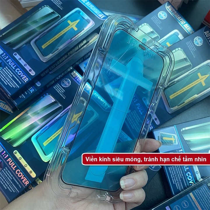 Kính dán tự động iPhone khung nhựa siêu dễ dán giá tốt