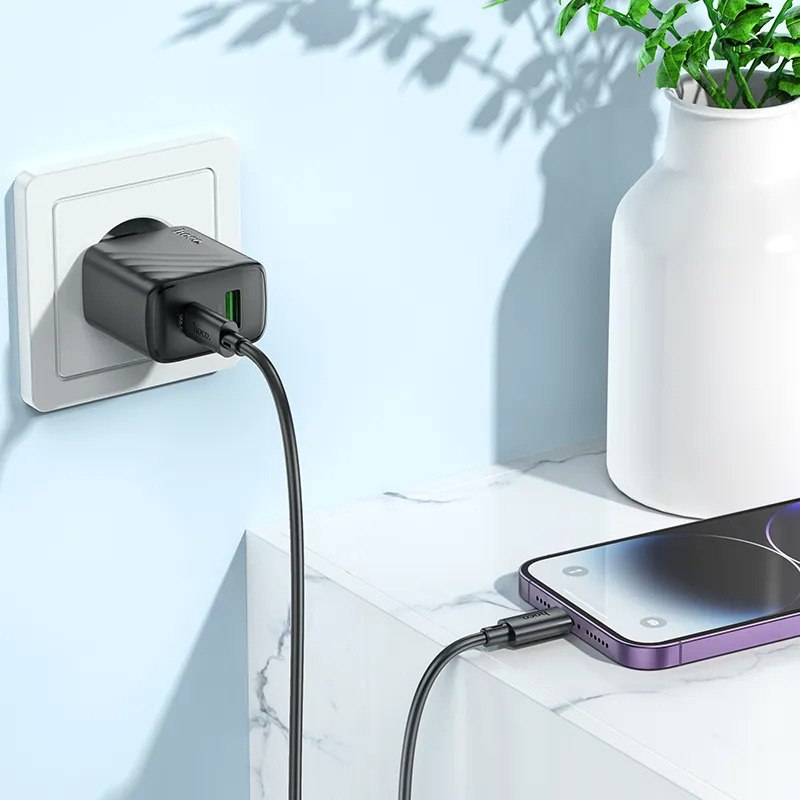 giá sỉ củ sạc Hoco pd30w