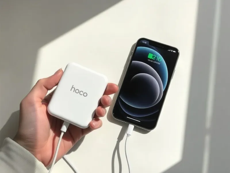Người dùng cắm củ sạc Hoco 20W sạc nhanh cho iPhone 16 Pro
