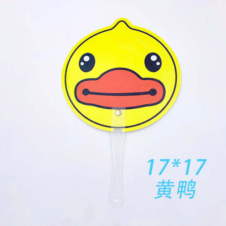 Quạt nhựa cầm tay kute